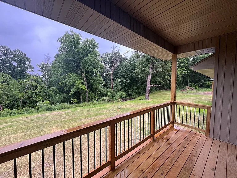652 W Brook Hollow Dr — Photo 16