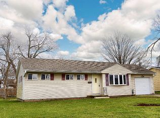 736 Westwood Dr, Ottawa, IL 61350