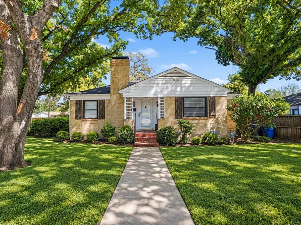 910 Reverchon Dr, Dallas, TX 75211