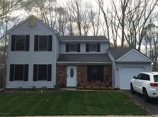 89 Mariners Cv, Freehold, NJ 07728