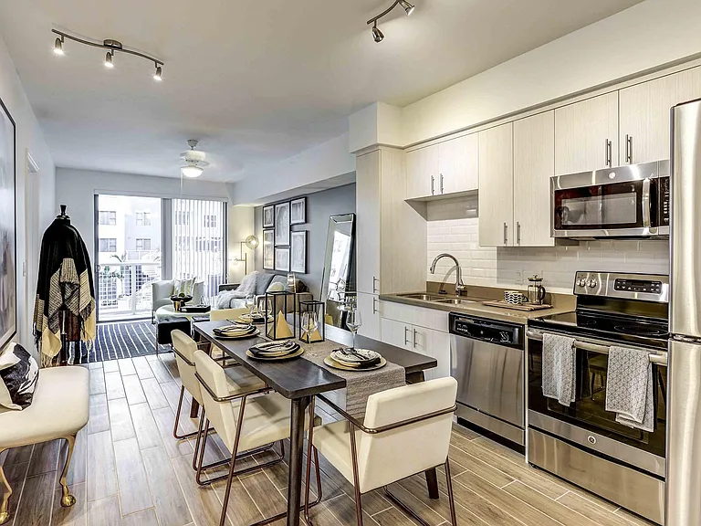 Lazul North Miami Beach Apartments — Photo 7