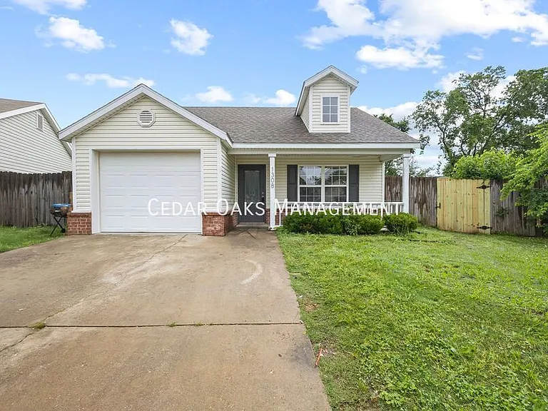 1308 S C Ct — Photo 1