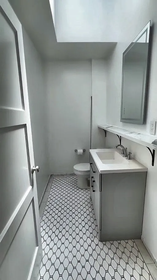 3 bed, 1900 sqft, $8,625 — Photo 3