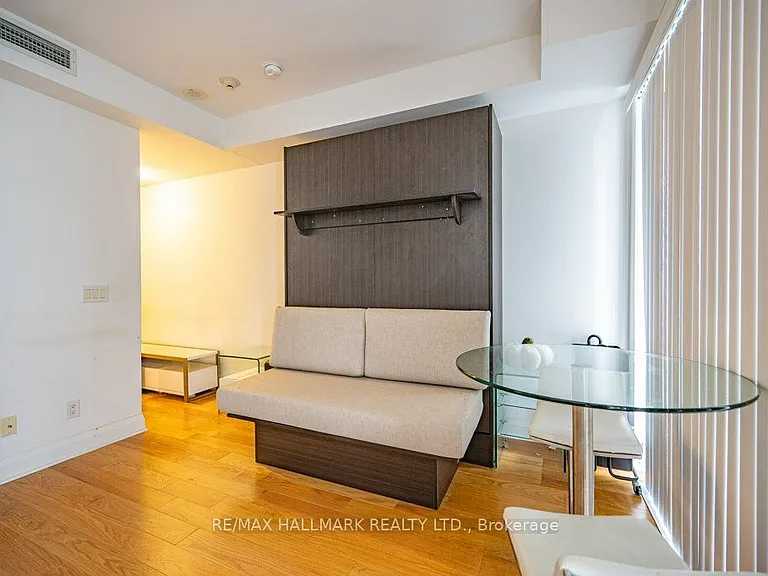 1080 Bay St #1507 — Photo 10