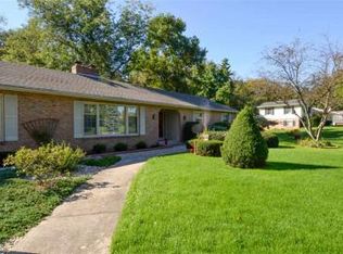 18066 Plover Ln, South Bend, IN 46637