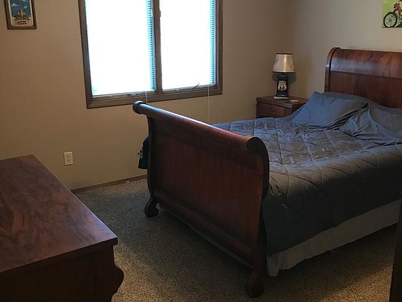Large Bedroom