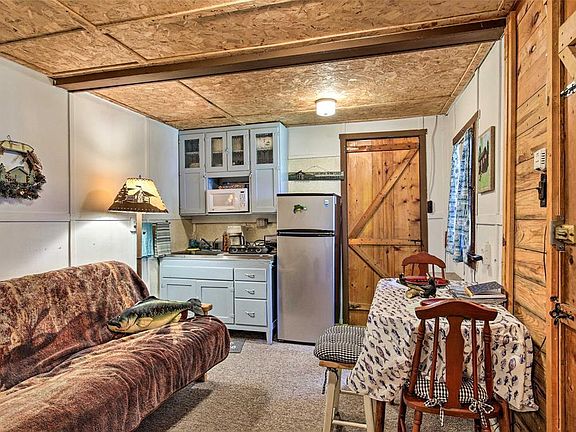 5th image of 11020 Allan Road #9