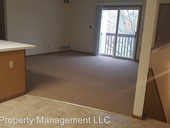 3rd image of 1036B W Hillview Dr APT 202
