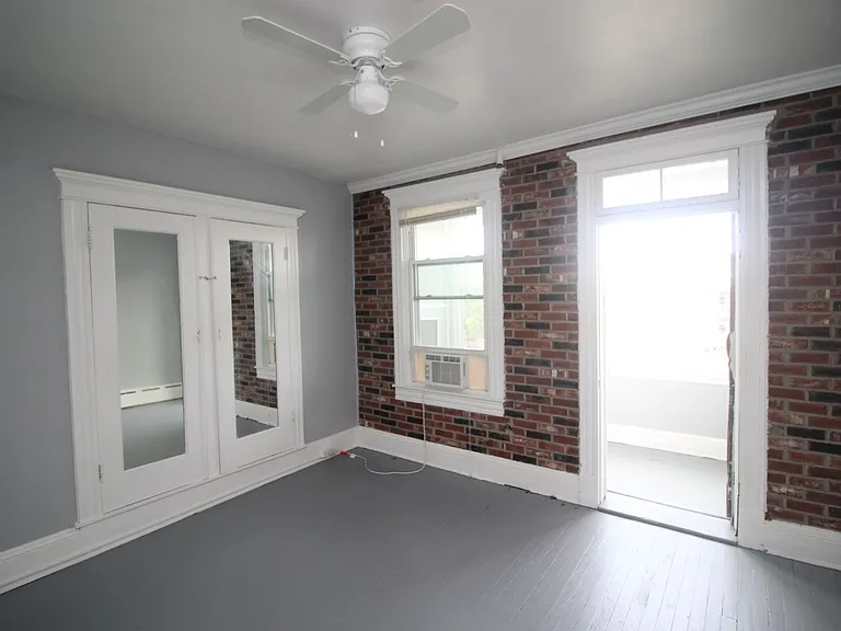 3010 Guilford Ave — Photo 26