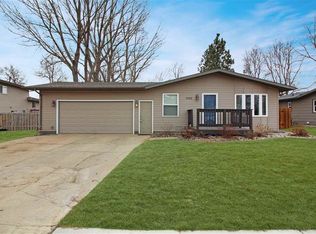 2209 5th Ave SW, Minot, ND 58701