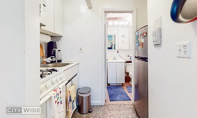 Rented by City Wide Apartments | media 11