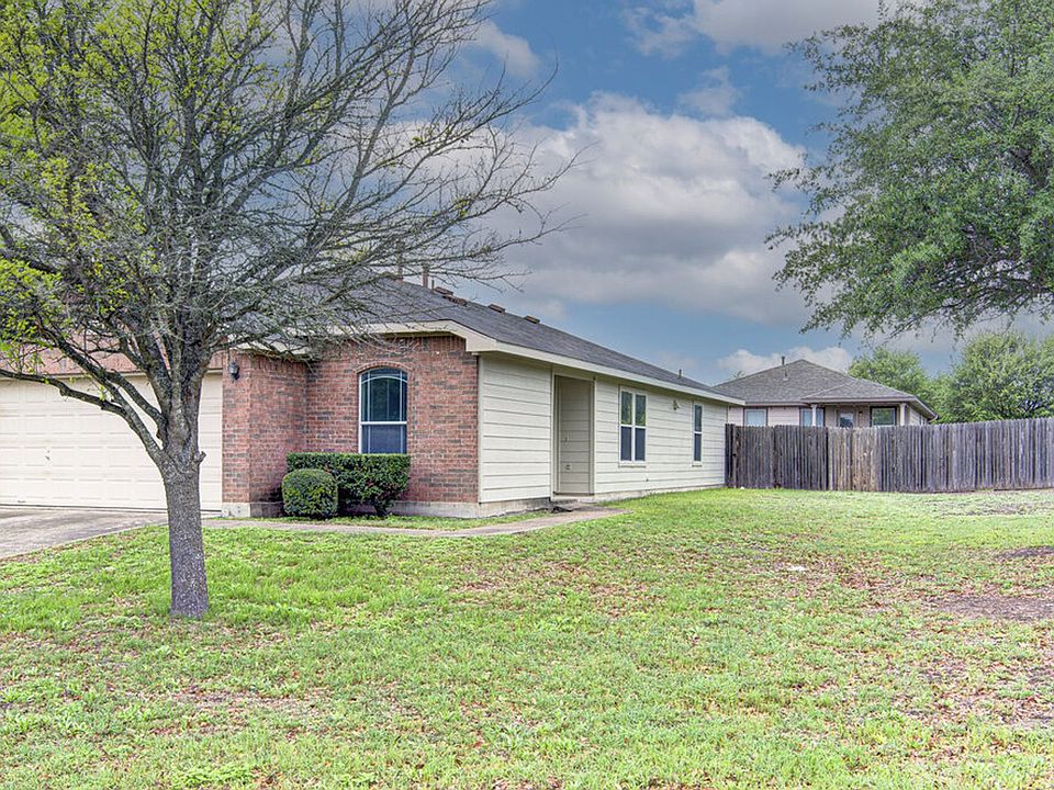 1st image of 205 Mood Lake Dr
