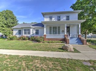 303 W Main St, Maroa, IL 61756