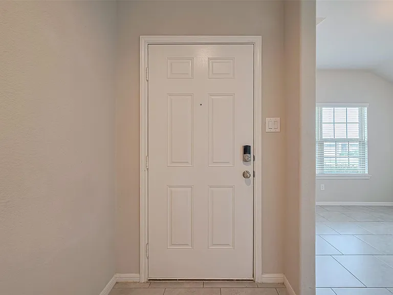 3010 Veeder Pass Ln — Photo 3