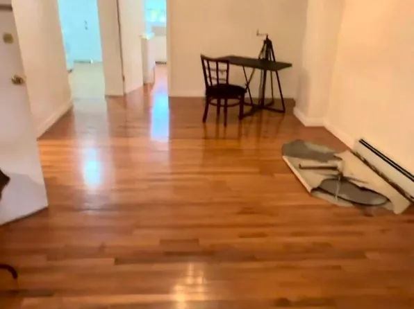 244 Woodbine Street image 8 of 9