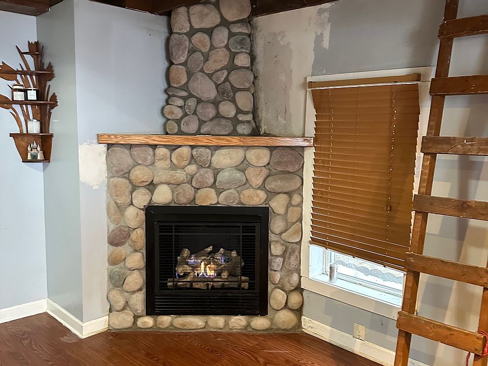 1st image of 26181 W Spring Grove Rd