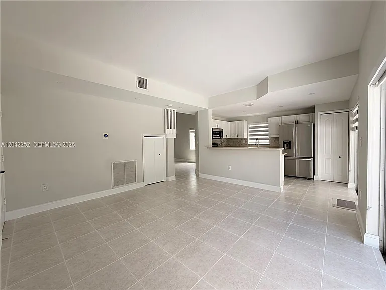 11242 SW 244th Ter — Photo 8