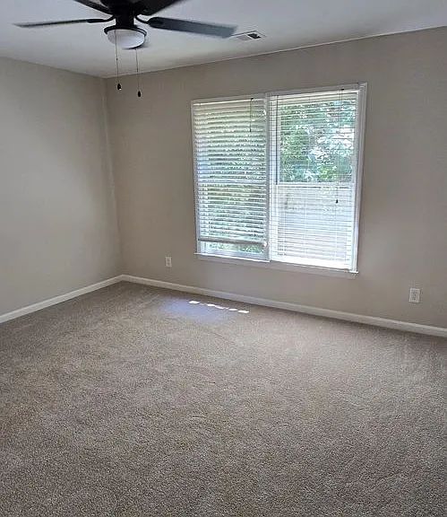 174 Ennisbrook Dr SE — Photo 68