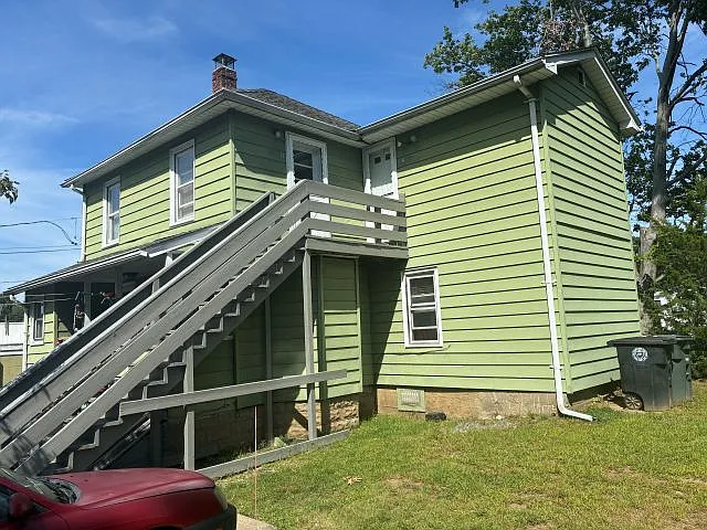 216 Naugatuck Ave #2