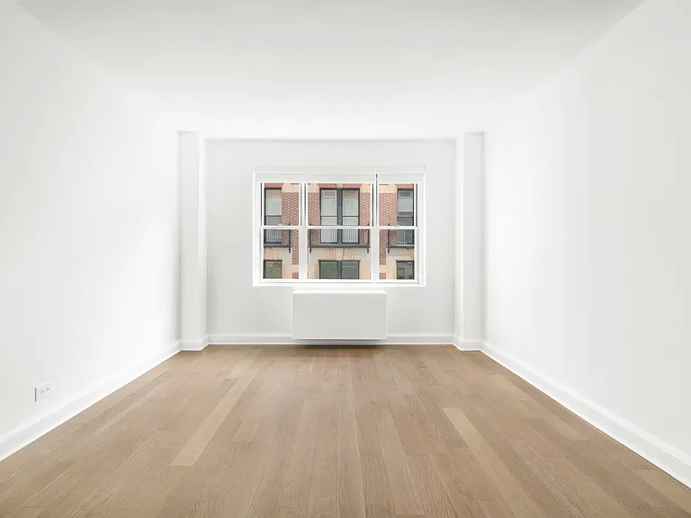 136 E 55th St #9-K — Photo 12