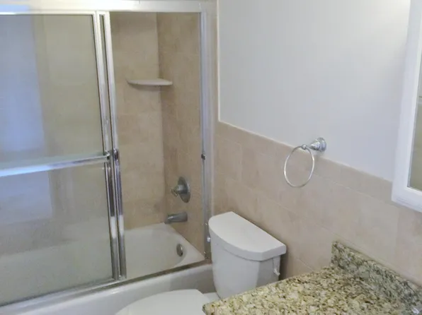 2450 Lemoine Avenue image 6 of 7