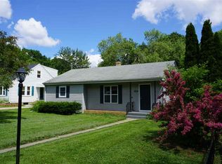 4032 Pinecrest Rd, Rockford, IL 61107