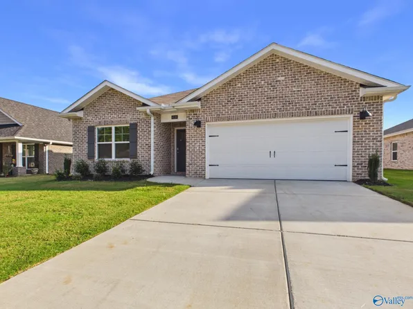 6139 Feather Way SE, Owens Cross Roads, AL 36763