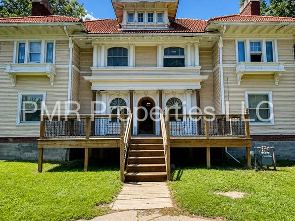 224 S. 8th Street, 224 S 8th St APT 2, Council Bluffs, IA 51501