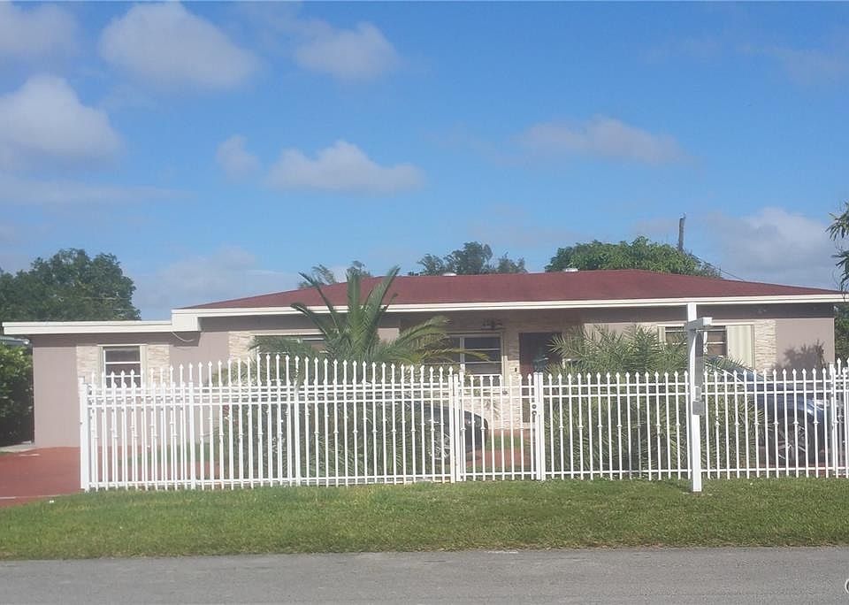 1st image of 14901 Garden Dr