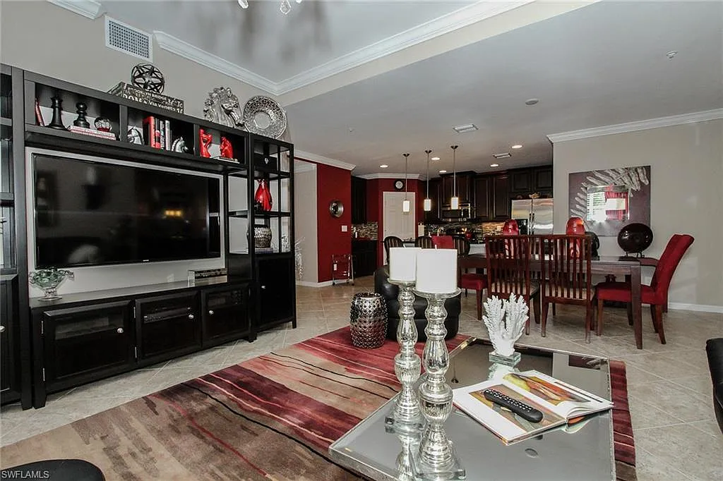 2 bed, 2.0 bath, 1468 sqft, $5,500 — Photo 4