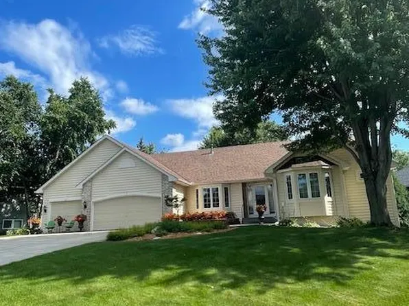 16762 Ironwood Cir, Lakeville, MN 55044