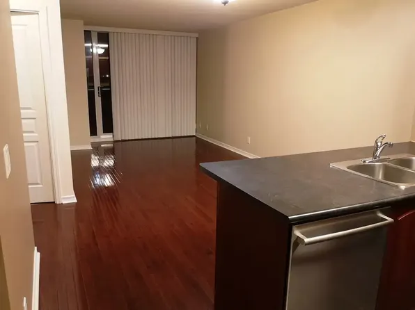 330 Red Maple Rd, Richmond Hill, ON