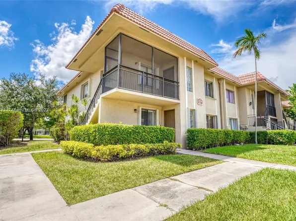 310 Lakeview Dr APT 201, Fort Lauderdale, FL 33326