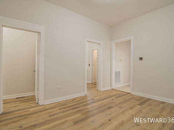 3rd image of 1141 S Francisco Ave APT 1R