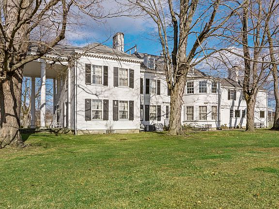 LeslieH-71 E Hook Rd-26.JPG