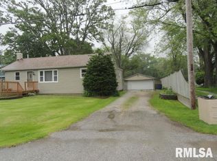 749 Hillcrest Rd, Milan, IL 61264