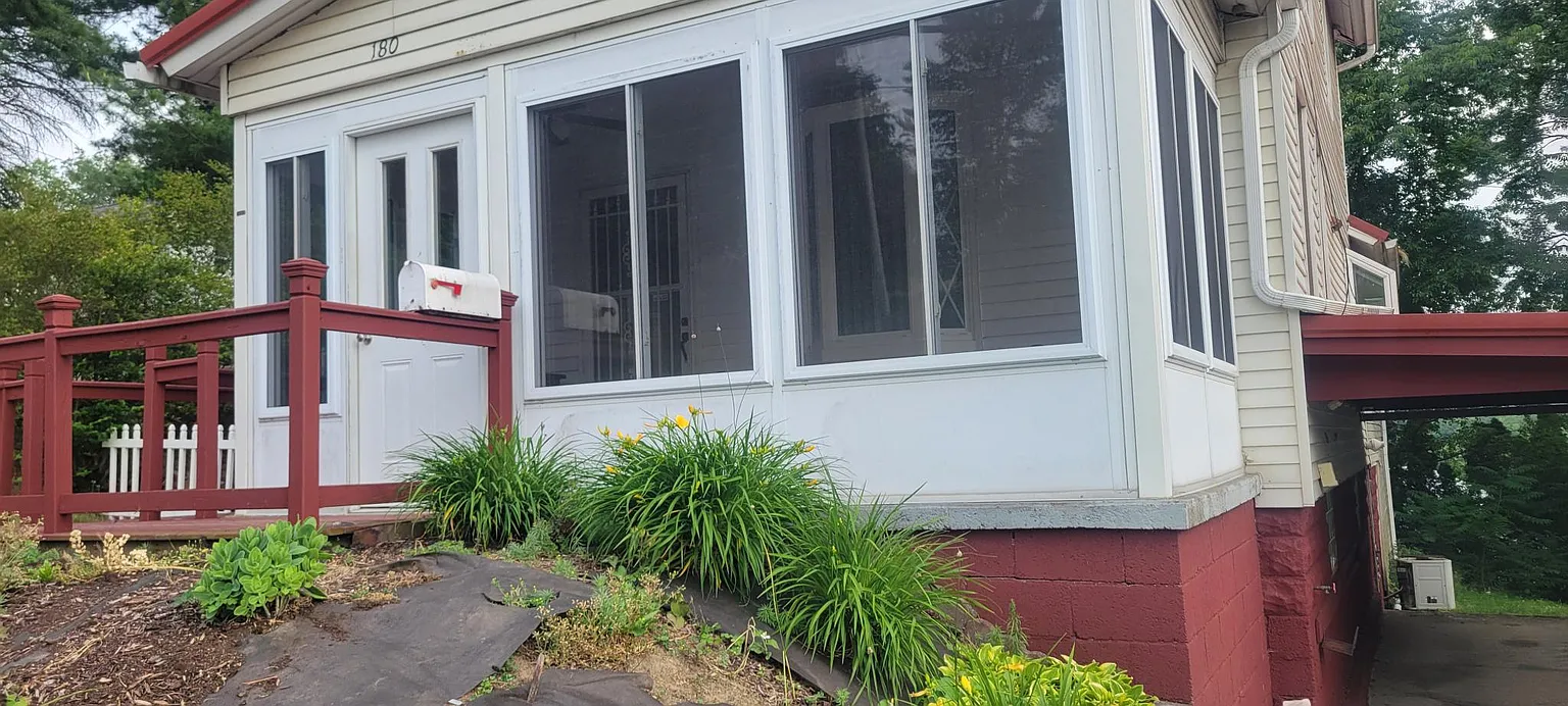 180 7th Street Ext #180 photo 1