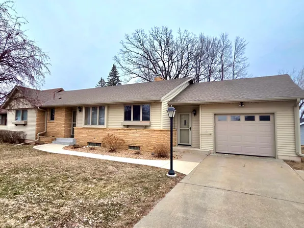 160 1st St, Albany, MN 56307