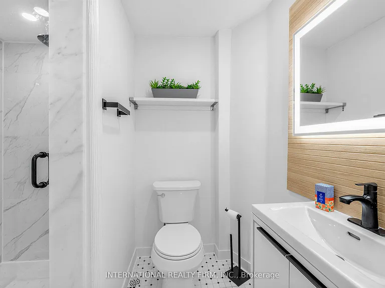 793 Dufferin St #UPPER — Photo 21