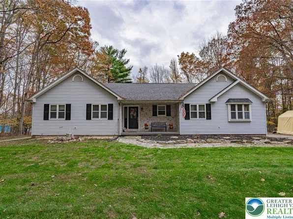 462 Plane St, Weatherly, PA 18255