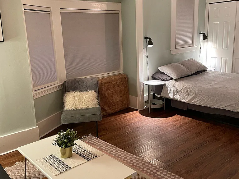1 Irving St #3 — Photo 2