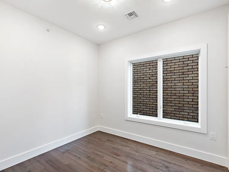 66 Poplar St #2 — Photo 3