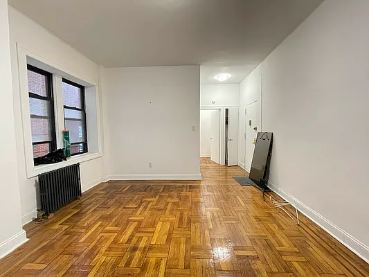 Rented by Lang Realty LLC | media 3