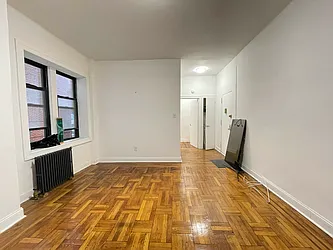 Rented by Lang Realty LLC