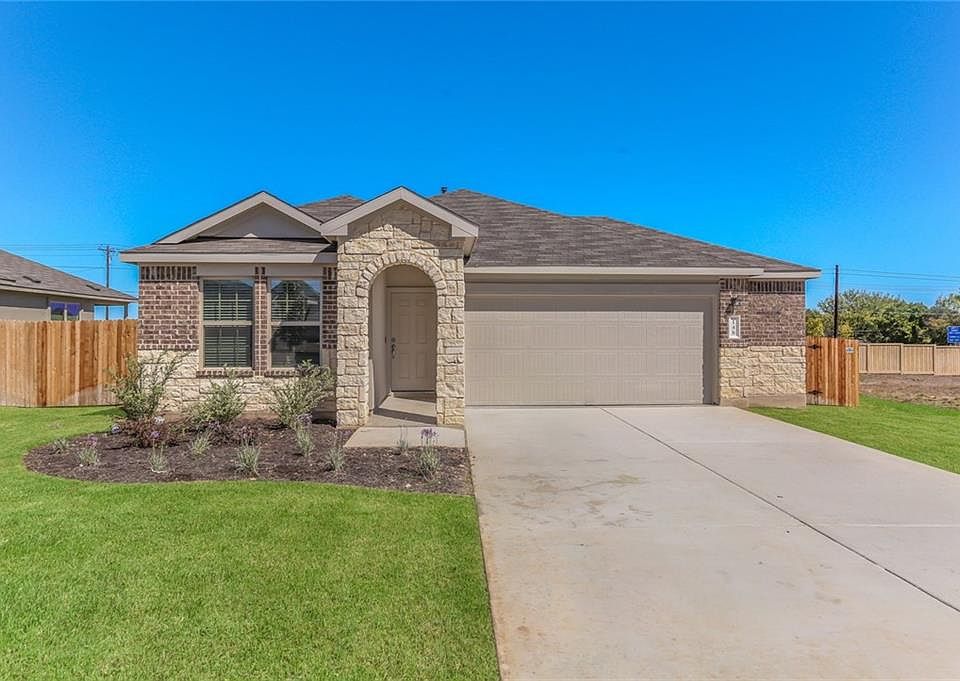 1st image of 148 Juniper Springs Dr
