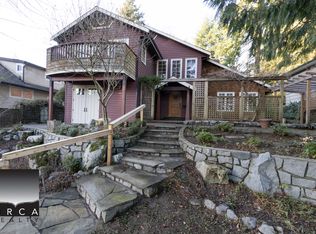 466 Brand St, North Vancouver, BC