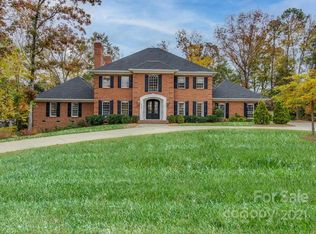 4519 Parview Dr N, Charlotte, NC 28226