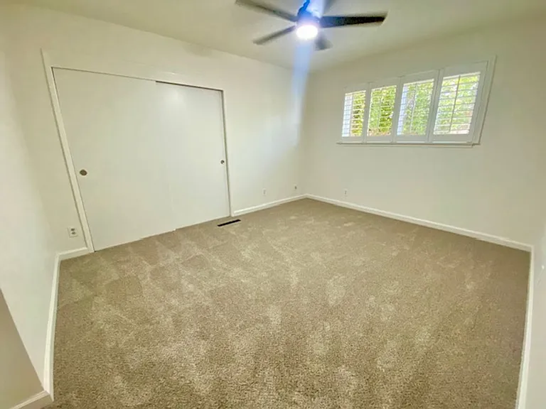 363 Helen Way — Photo 26