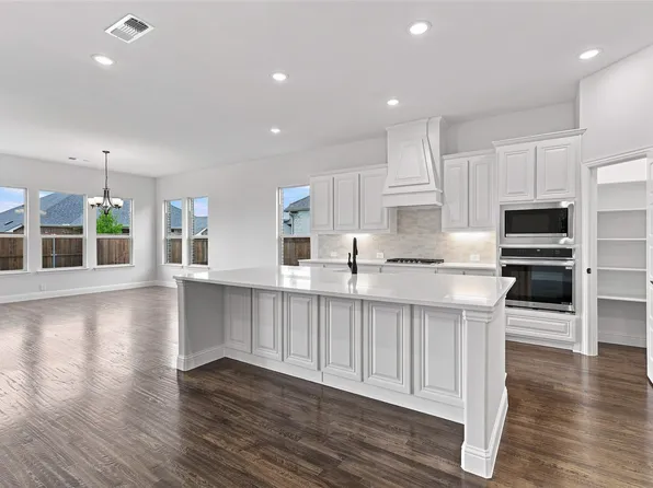 1430 Colorado Rd, Van Alstyne, TX 75495