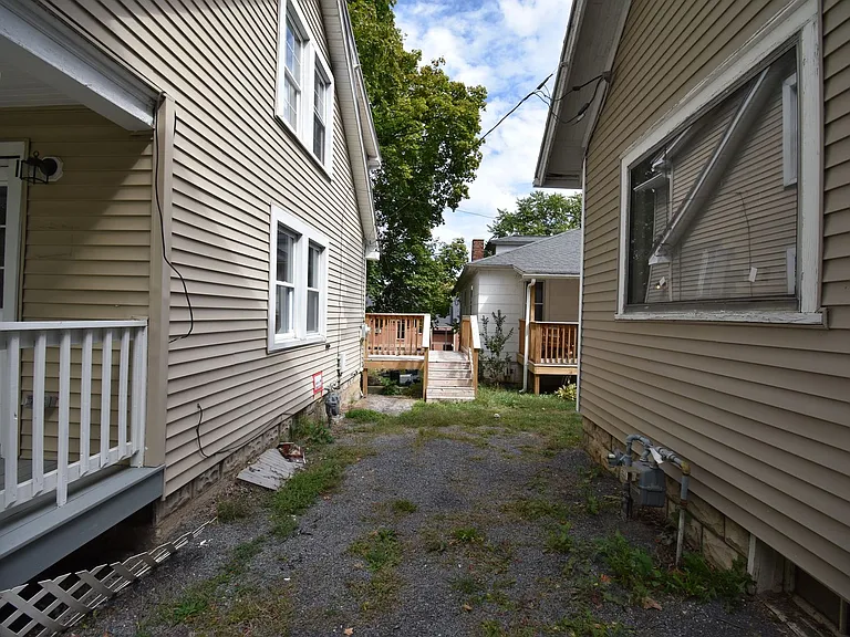 38 N Fairview St — Photo 21